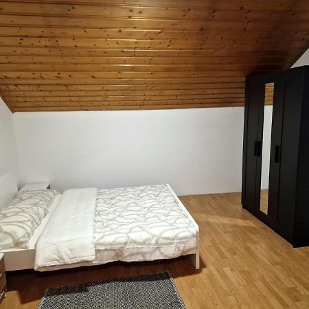 Kiki Privatne Sobe, Zagreb Airport Apartamento Velika Gorica Exterior foto