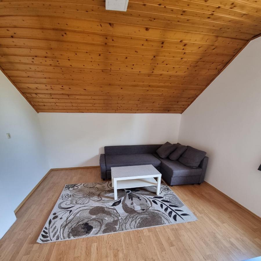 Kiki Privatne Sobe, Zagreb Airport Apartamento Velika Gorica Exterior foto